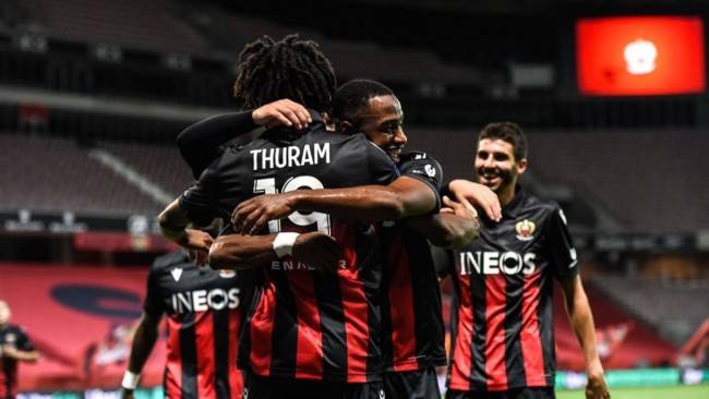 关于转折点尼斯单刀错失，国王杯清晨攻防权衡，质疑声仍在，轮换策略成焦点的信息